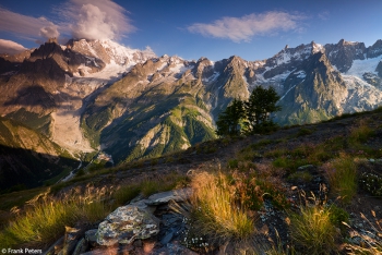 De Mont Blanc van de 'achterkant'. Foto Frank Peters