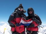 atja en Henk op de top van Gasherbrum 1 (8068m)