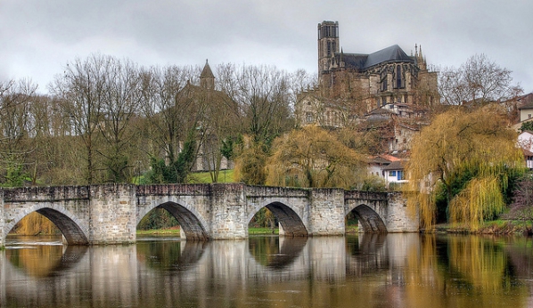 Etappe 13-bEOSien87-La cathédrale et le pont Saint-Étienne @ Limoges