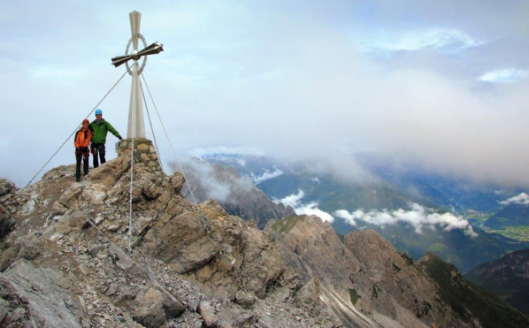 Klettersteig Lienzer Dolomieten. Foto Taco Vos
