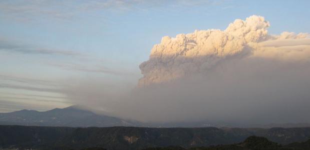 Vulkaanuitbarsting in Japan. Foto Ray_go