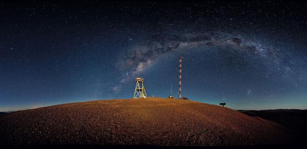 Cerro Armazones op de plek waar de supertelescoop komt. Foto door ESO/S. Brunier