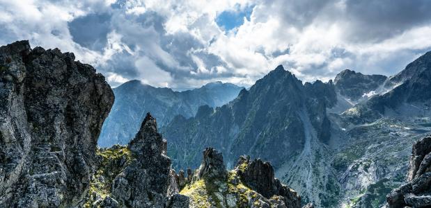 the last porters of the high tatras