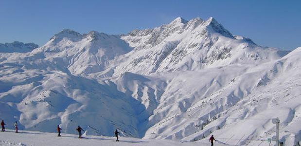 Wintersportoord Lech in Oostenrijk. Foto by kellinahandbasket