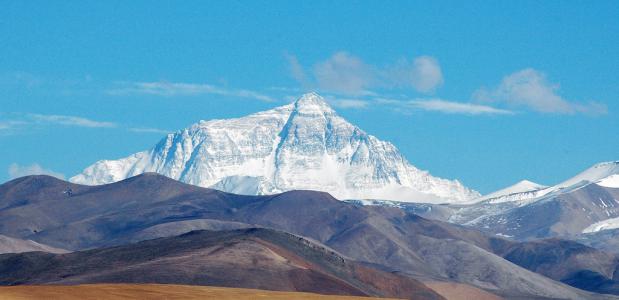Mount Everest ©Joe Hastings
