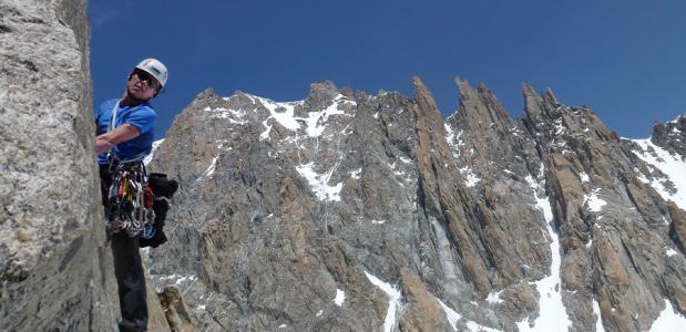 Niek klimmend in het Mt Blanc massief - fotograaf J. Smit