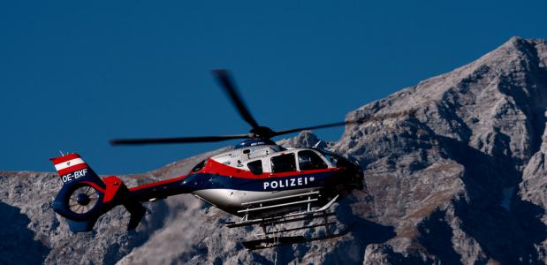 © Oberau-Online Oostenrijkse Politiehelikopter