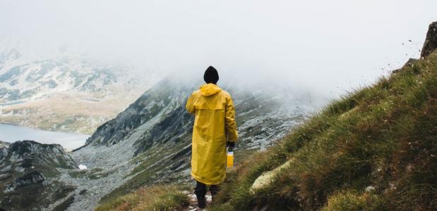 Regenjas voor bergwandelaars