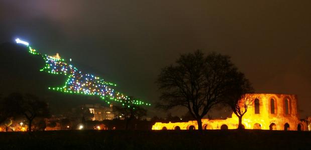 Grooste kerstboom ter wereld Gubbio