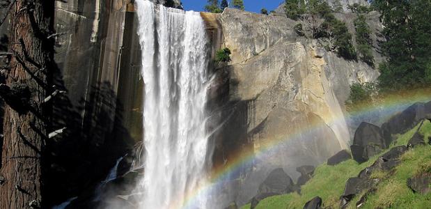 De Vernal Fall waterval in Yosemite Park