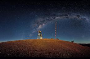 Cerro Armazones op de plek waar de supertelescoop komt. Foto door ESO/S. Brunier