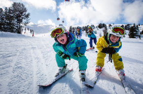 Foto: Steiermark Tourismus / Tom Lamm kinderen ski