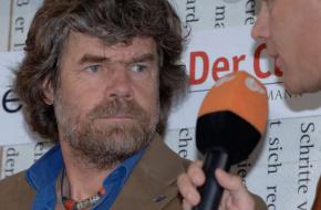 Interview met Reinhold Messner. Foto Das blaue sofa