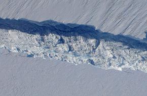Scheur. Foto NASA ICE