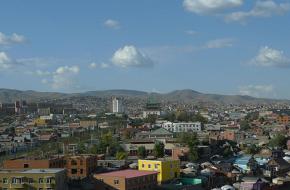 In Ulaanbaatar - de hoofdstad van Mongolië - wil men een kunstmatige gletsjer