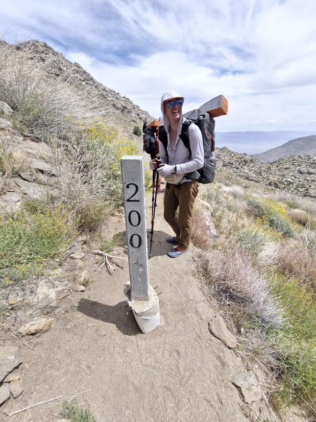 De mijlpaal voor de eerste 200 mijlen! Wandelen pct