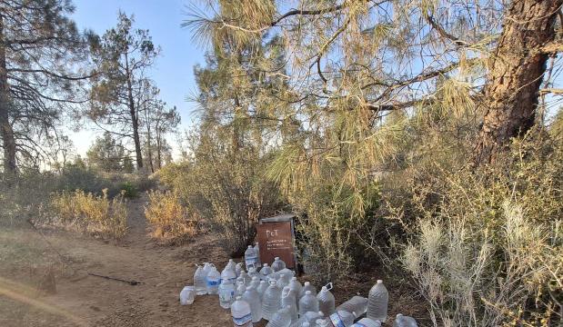 een watercache langs de pct