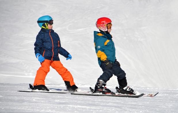 subtiel onduidelijk Ingrijpen In welke landen moet je een skihelm dragen? | Bergwijzer